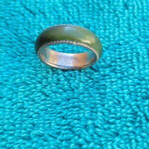 SIZE 7 JADE & STERLING SILVER BAND RING